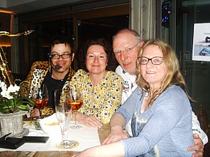 29-Party im Pfelderer Hof.jpg 29-Party im Pfelderer Hof.jpg